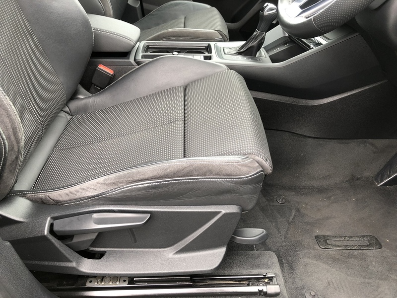 Audi Q3 TFSI S line - U2063