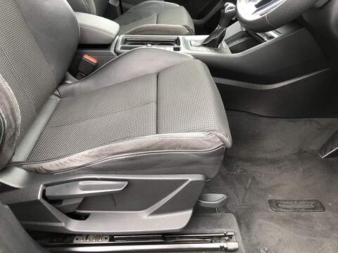 Audi Q3 TFSI S line - U2063