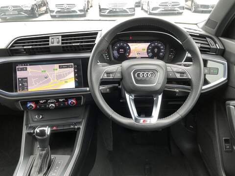 Audi Q3 TFSI S line - U2063