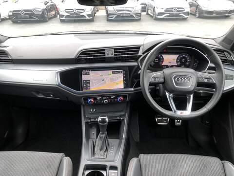 Audi Q3 TFSI S line - U2063