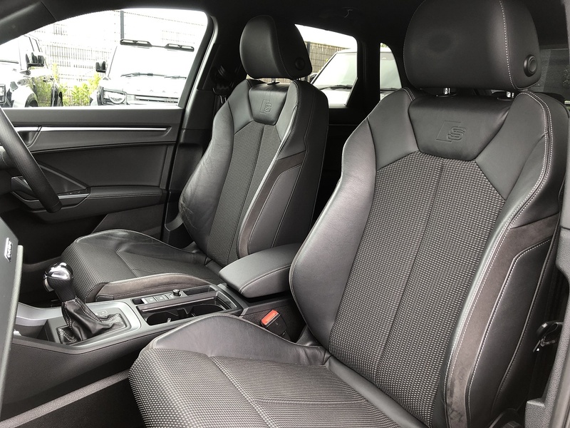 Audi Q3 TFSI S line - U2063