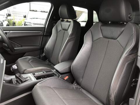 Audi Q3 TFSI S line - U2063
