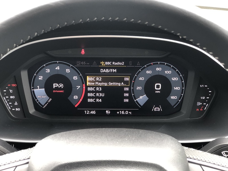 Audi Q3 TFSI S line - U2063