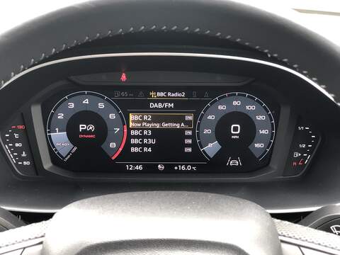 Audi Q3 TFSI S line - U2063