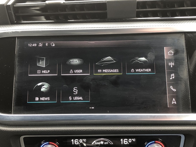 Audi Q3 TFSI S line - U2063
