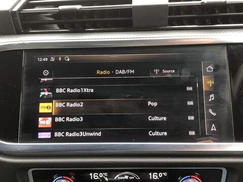 Audi Q3 TFSI S line - U2063