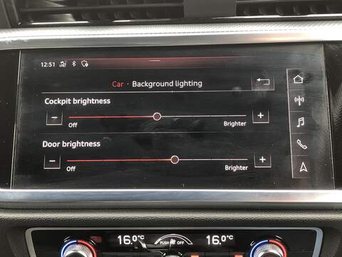 Audi Q3 TFSI S line - U2063