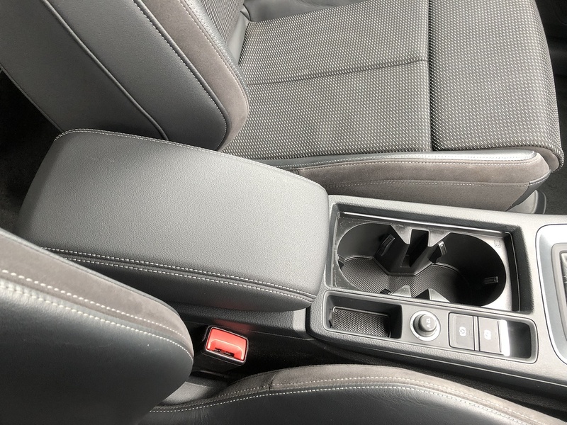 Audi Q3 TFSI S line - U2063