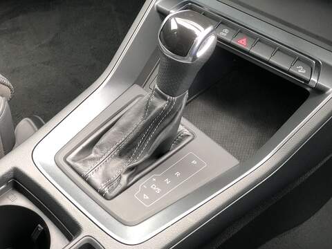 Audi Q3 TFSI S line - U2063