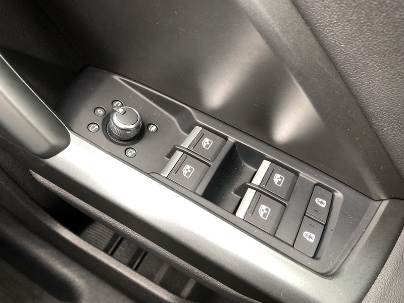 Audi Q3 TFSI S line - U2063