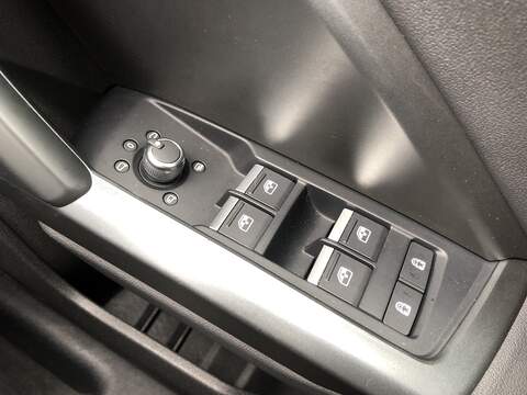 Audi Q3 TFSI S line - U2063