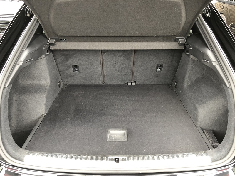 Audi Q3 TFSI S line - U2063