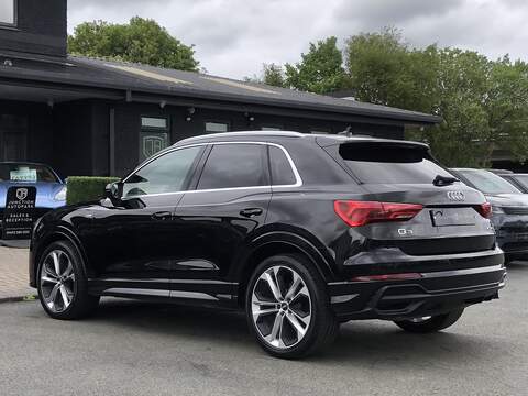 Audi Q3 TFSI S line - U2063