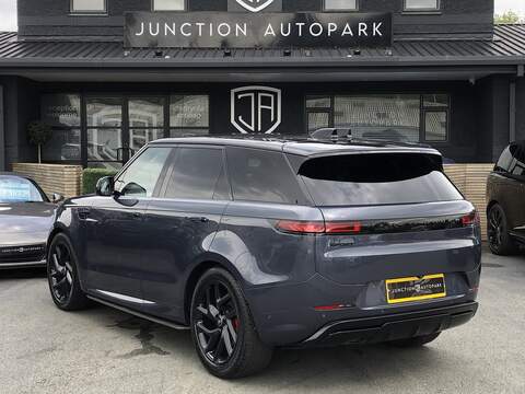 Land Rover Range Rover Sport D250 MHEV Edition - U2067