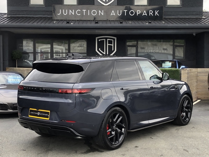 Land Rover Range Rover Sport D250 MHEV Edition - U2067