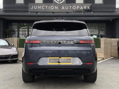 Land Rover Range Rover Sport D250 MHEV Edition - U2067