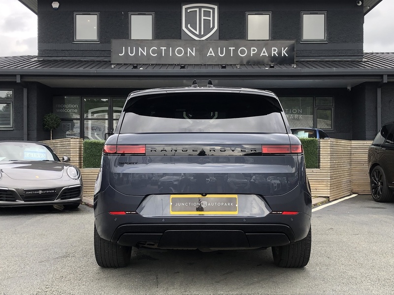Land Rover Range Rover Sport D250 MHEV Edition - U2067
