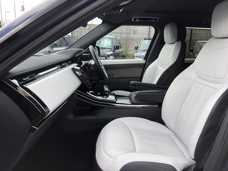 Land Rover Range Rover Sport D250 MHEV Edition - U2067