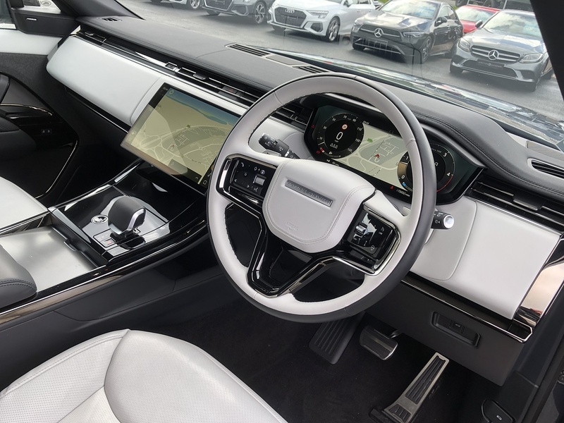 Land Rover Range Rover Sport D250 MHEV Edition - U2067