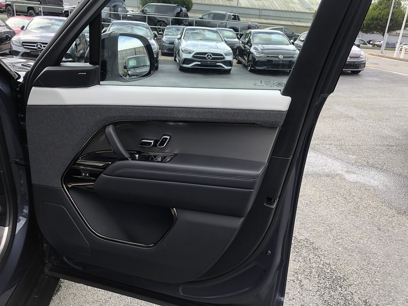Land Rover Range Rover Sport D250 MHEV Edition - U2067