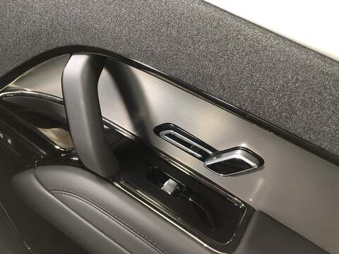 Land Rover Range Rover Sport D250 MHEV Edition - U2067
