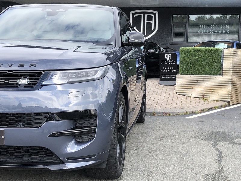Land Rover Range Rover Sport D250 MHEV Edition - U2067