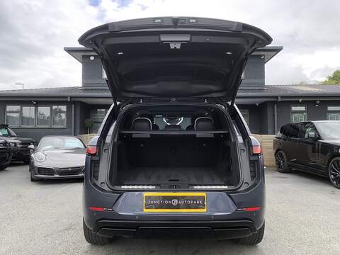 Land Rover Range Rover Sport D250 MHEV Edition - U2067