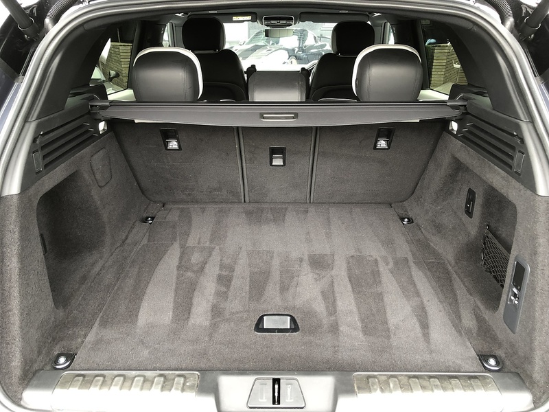 Land Rover Range Rover Sport D250 MHEV Edition - U2067