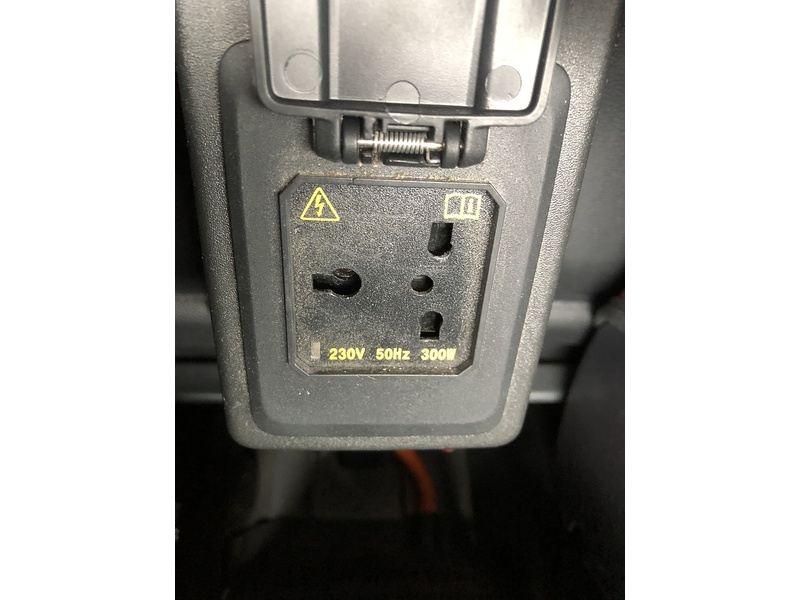 Volkswagen Caddy TDI C20 Commerce Plus - U2070