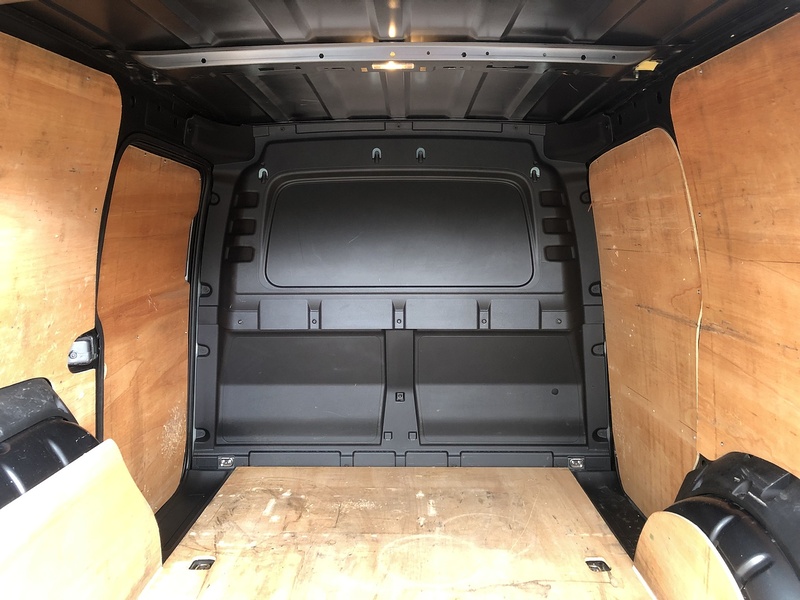 Volkswagen Caddy TDI C20 Commerce Plus - U2070
