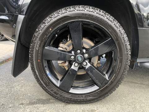 Land Rover Defender 90 D250 MHEV - U2072