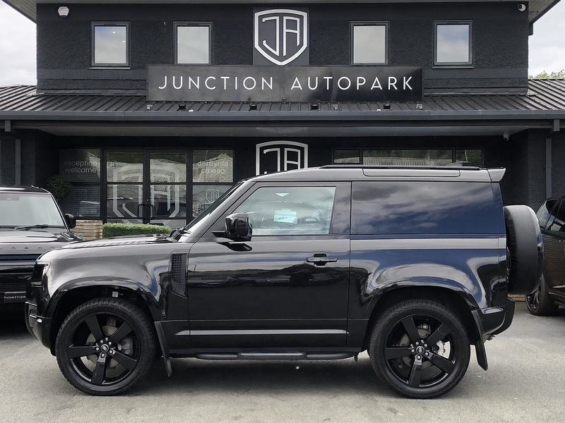 Land Rover Defender 90 D250 MHEV - U2072