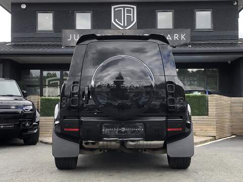 Land Rover Defender 90 D250 MHEV - U2072