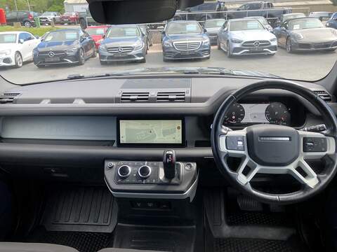 Land Rover Defender 90 D250 MHEV - U2072