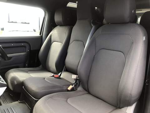 Land Rover Defender 90 D250 MHEV - U2072