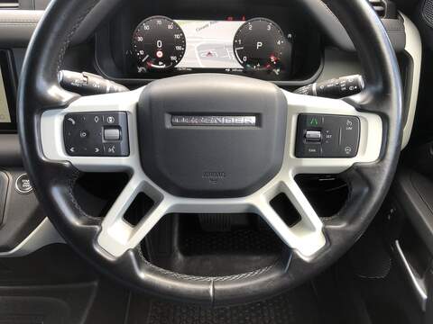 Land Rover Defender 90 D250 MHEV - U2072
