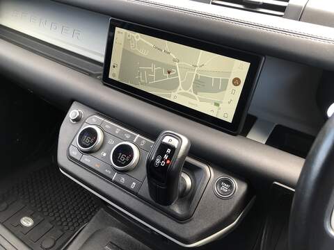 Land Rover Defender 90 D250 MHEV - U2072