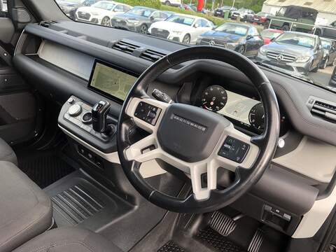 Land Rover Defender 90 D250 MHEV - U2072