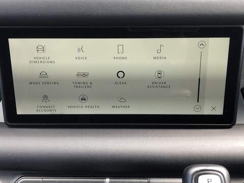 Land Rover Defender 90 D250 MHEV - U2072