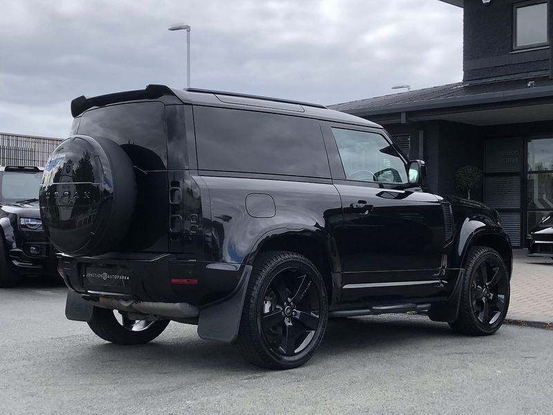 Land Rover Defender 90 D250 MHEV - U2072