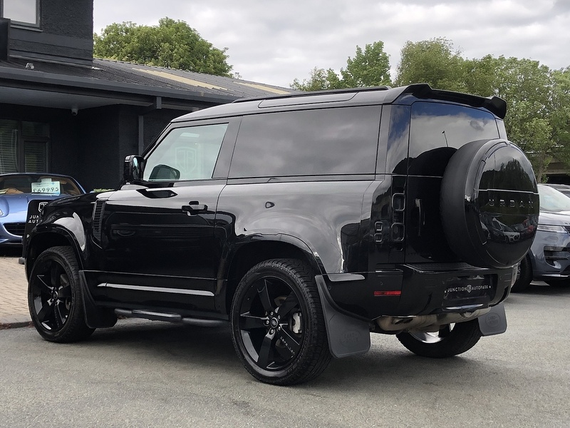 Land Rover Defender 90 D250 MHEV - U2072