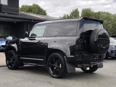 Land Rover Defender 90 D250 MHEV - U2072