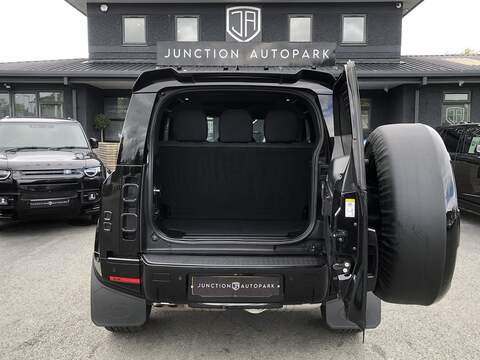 Land Rover Defender 90 D250 MHEV - U2072