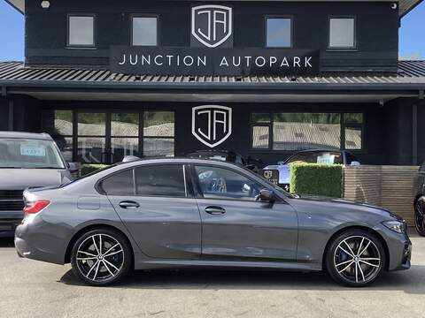 BMW 3 Series 330e M Sport - U2078