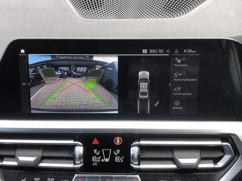 BMW 3 Series 330e M Sport - U2078