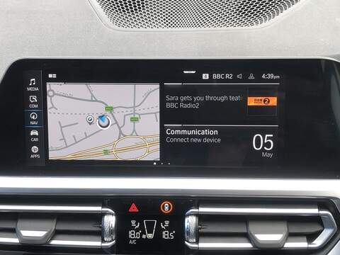 BMW 3 Series 330e M Sport - U2078