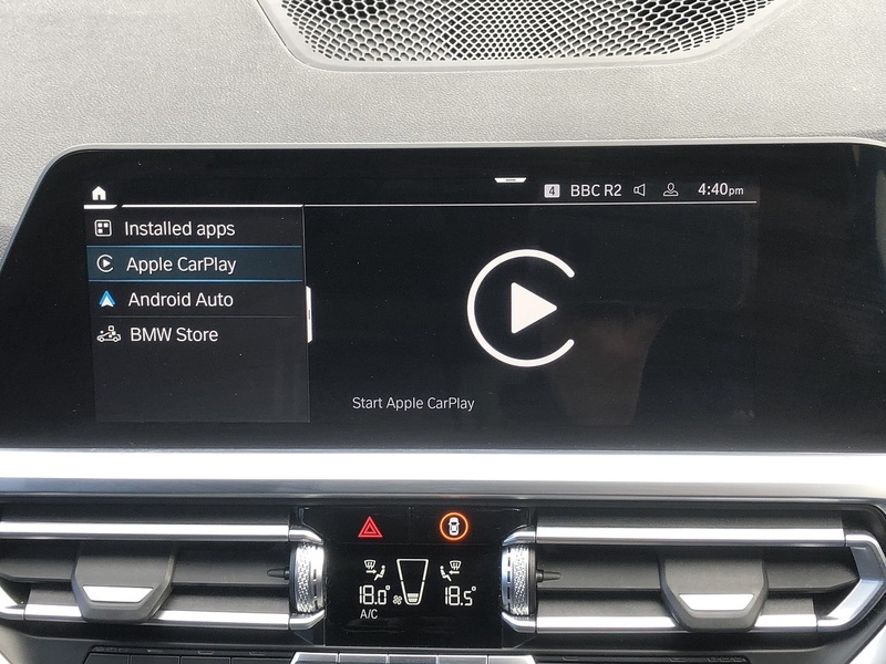 BMW 3 Series 330e M Sport - U2078