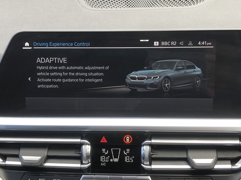 BMW 3 Series 330e M Sport - U2078