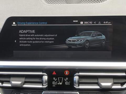BMW 3 Series 330e M Sport - U2078