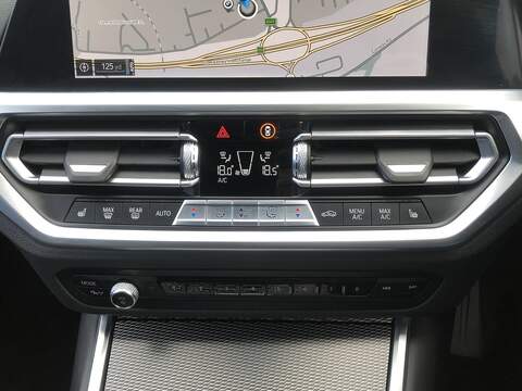 BMW 3 Series 330e M Sport - U2078